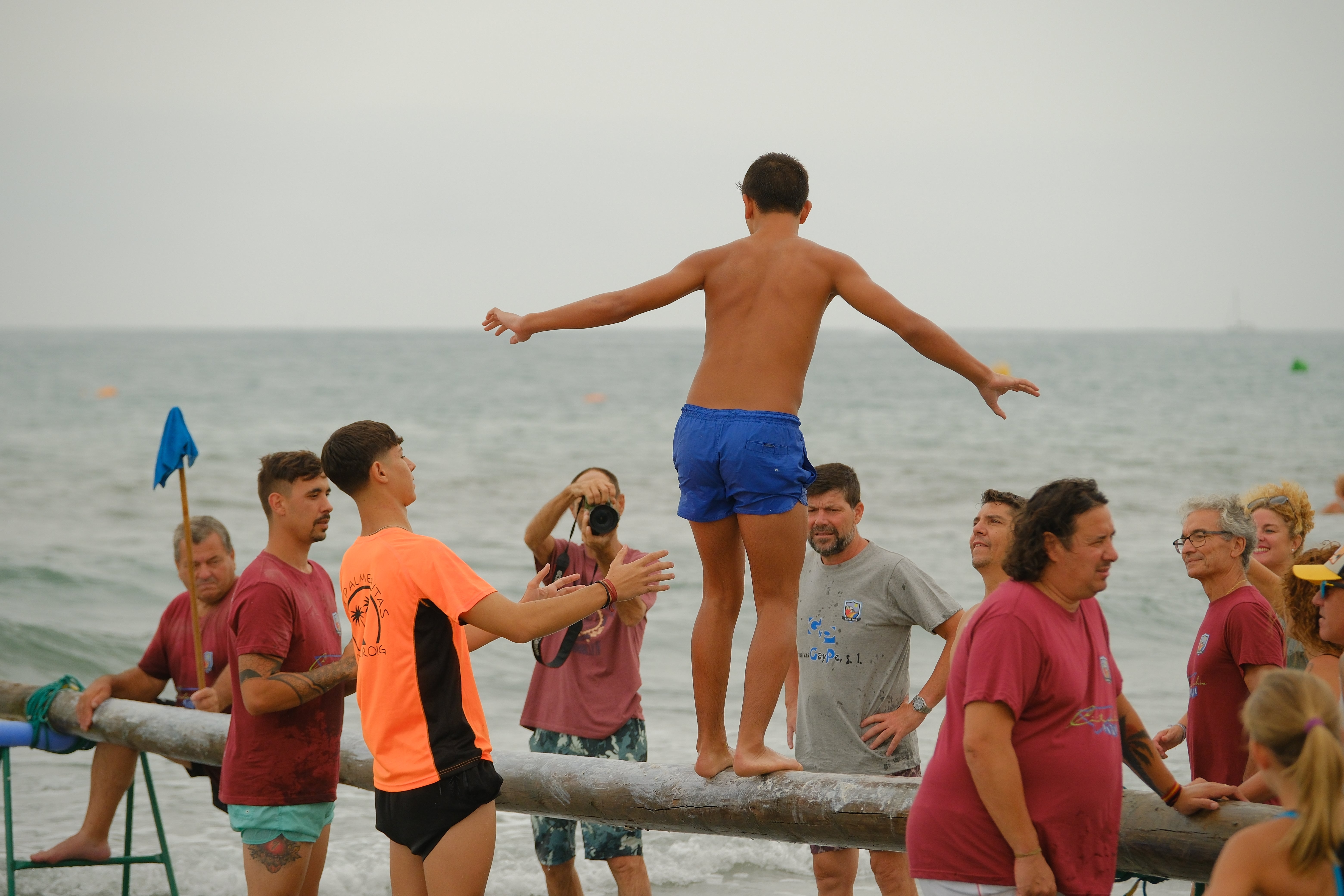 Diversión a cubazos en el Raval Roig