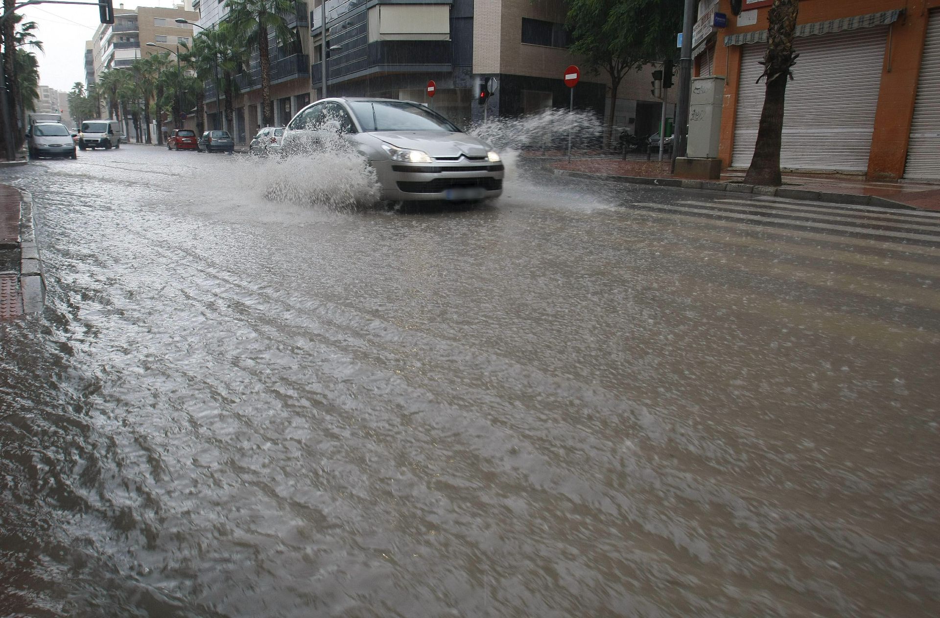 Climatología de la UA alerta de fuertes lluvias y crecidas súbitas en barrancos en la provincia de Alicante