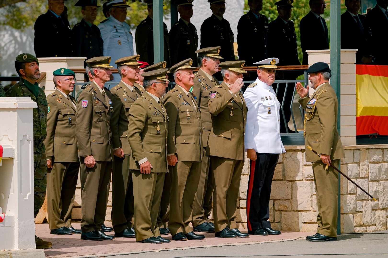 La toma de mando del nuevo líder del MOE, en imágenes
