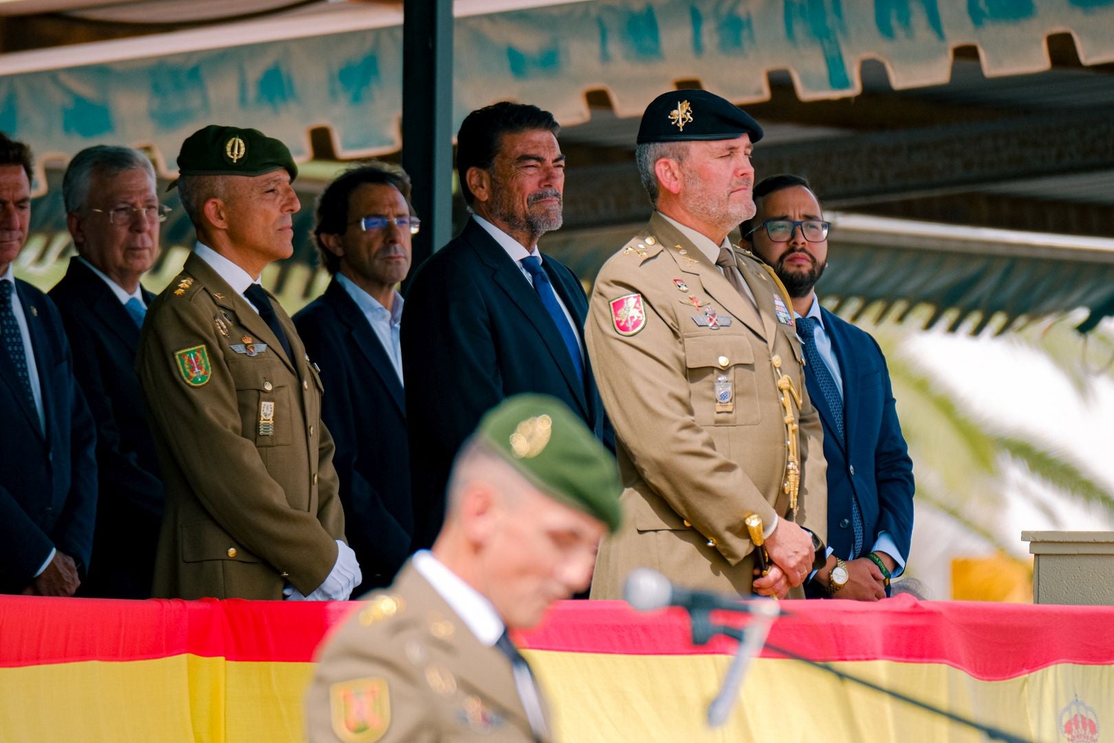 La toma de mando del nuevo líder del MOE, en imágenes