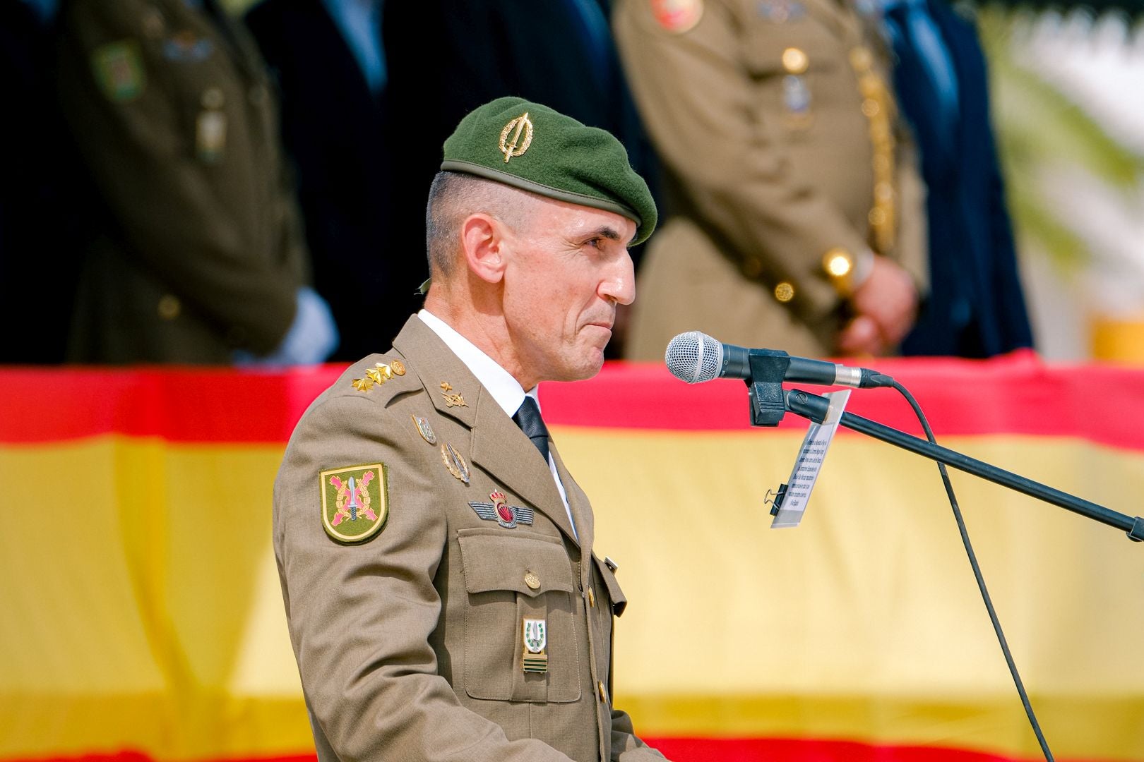 La toma de mando del nuevo líder del MOE, en imágenes