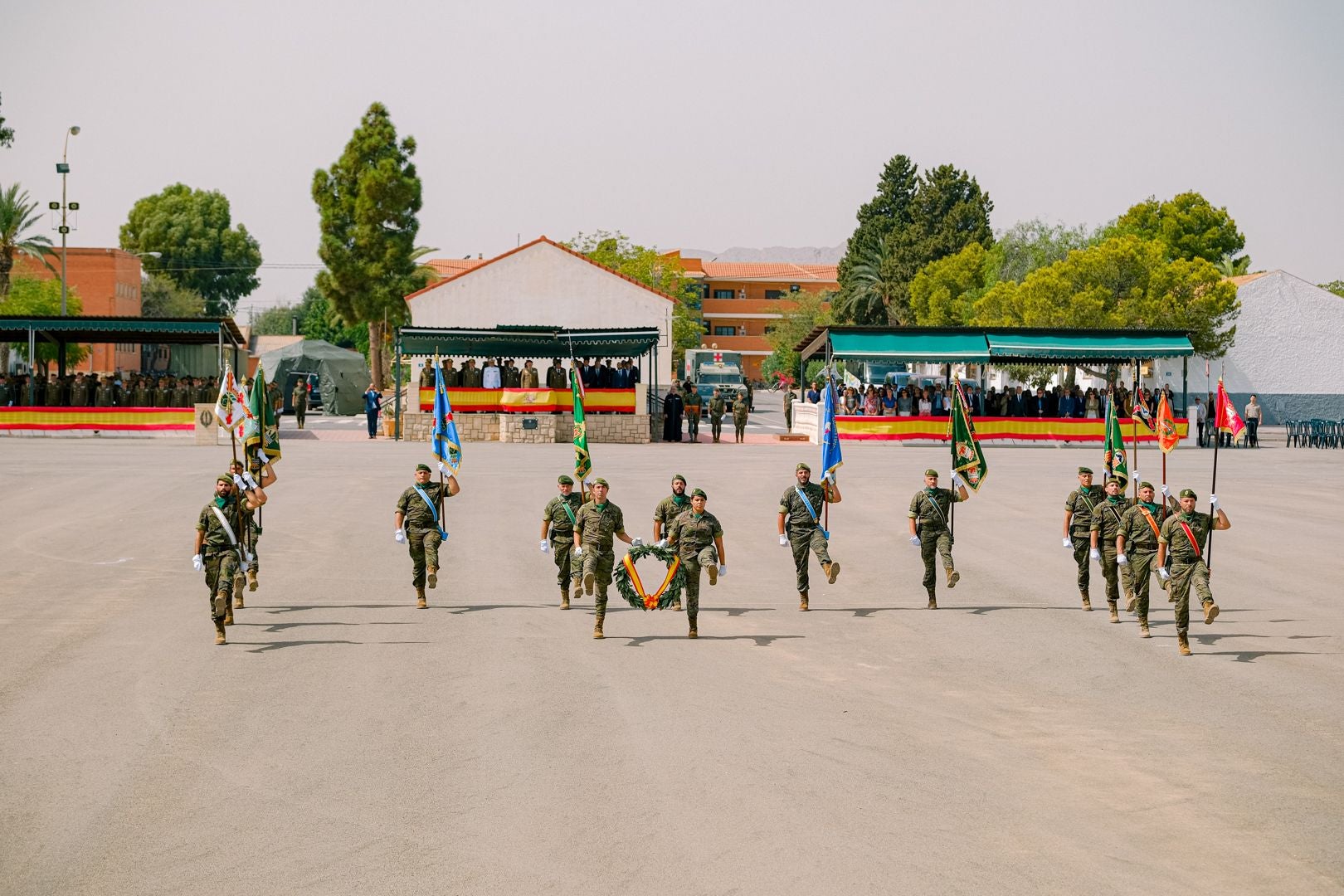 La toma de mando del nuevo líder del MOE, en imágenes