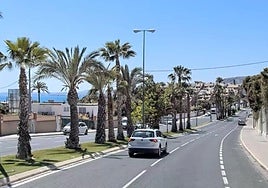 Avenida Costa Blanca, afectada por los cortes de luz.