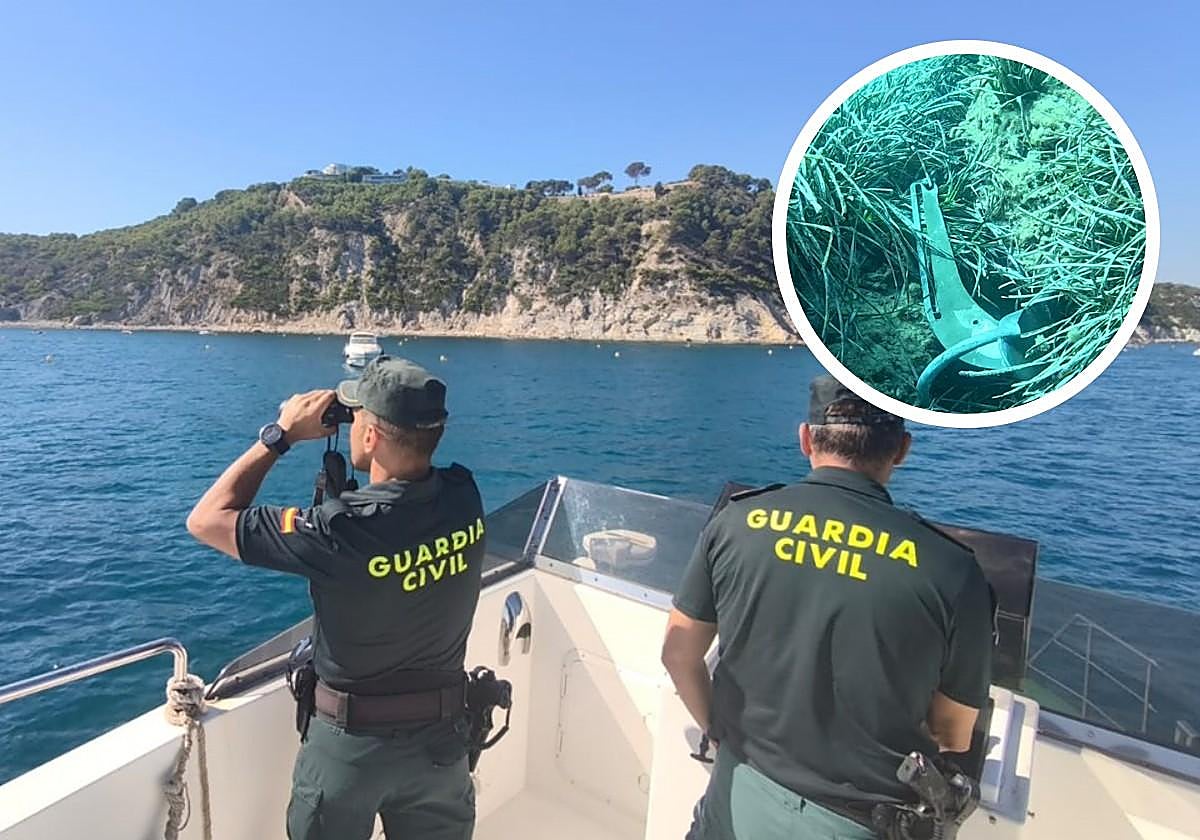 Efectivos del Servicio Marítimo de la Guardia Civil de Alicante en un punto de verificación en Jávea.
