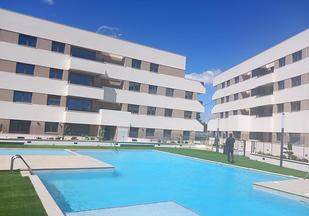 Urbanización de la promoción en Sant Joan.