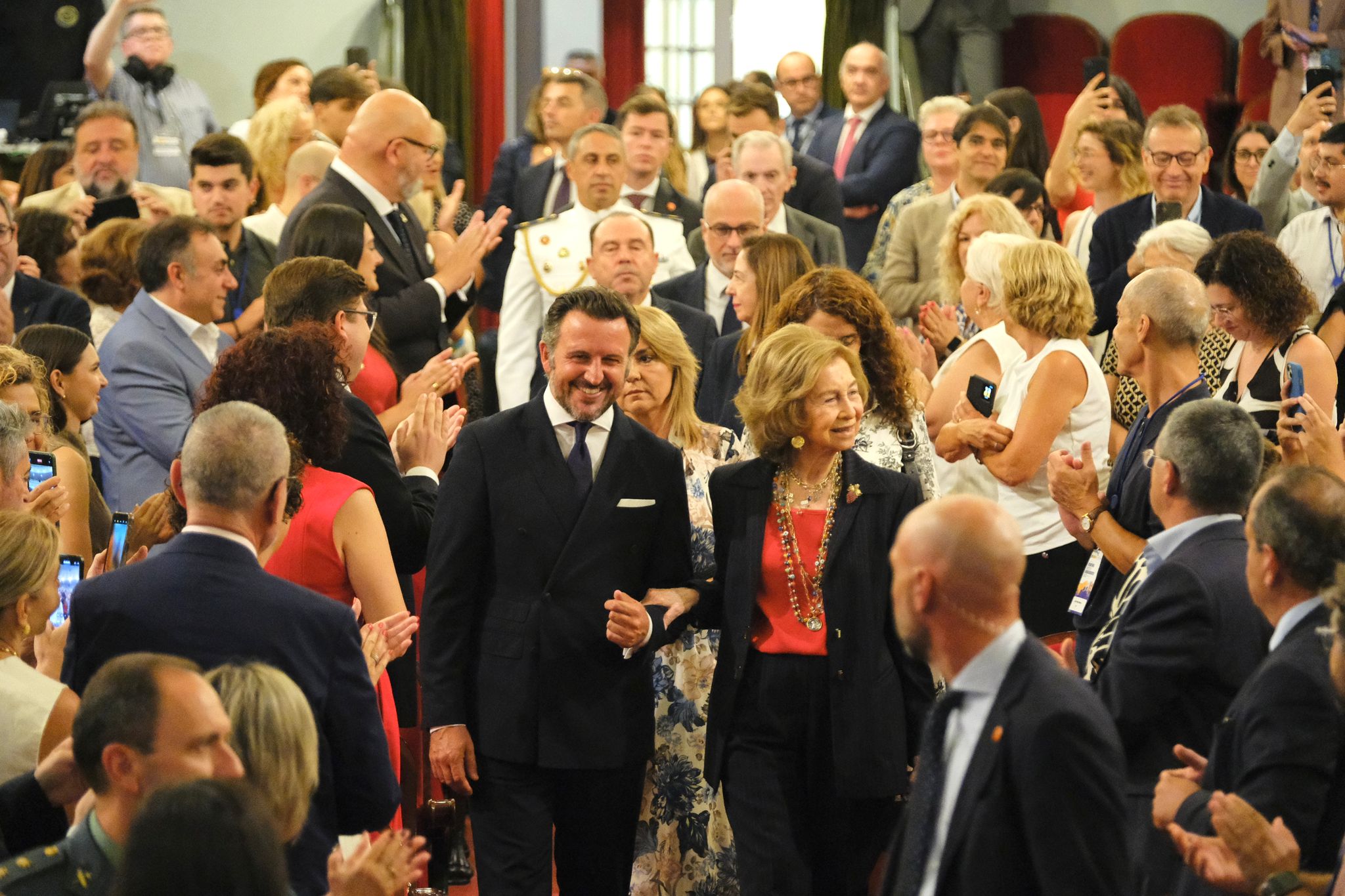 Elche se rinde ante Doña Sofía