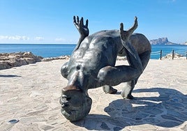 Una de las esculturas que forma parte de la exposición.