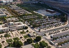 Plazas de aparcamiento en la Universidad de Alicante.