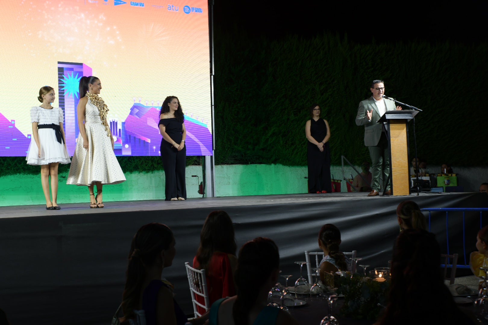 La segunda Gala de la pirotecnia de las Hogueras de Alicante, en imágenes