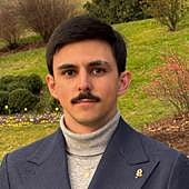 Imagen - «He unido pasado y presente, desde el origen pagano del fuego hasta la fiesta actual, con sus críticas, humor y artesanía»