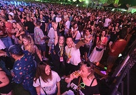 Asistentes del festival Love The Twenties, en octubre de 2024.