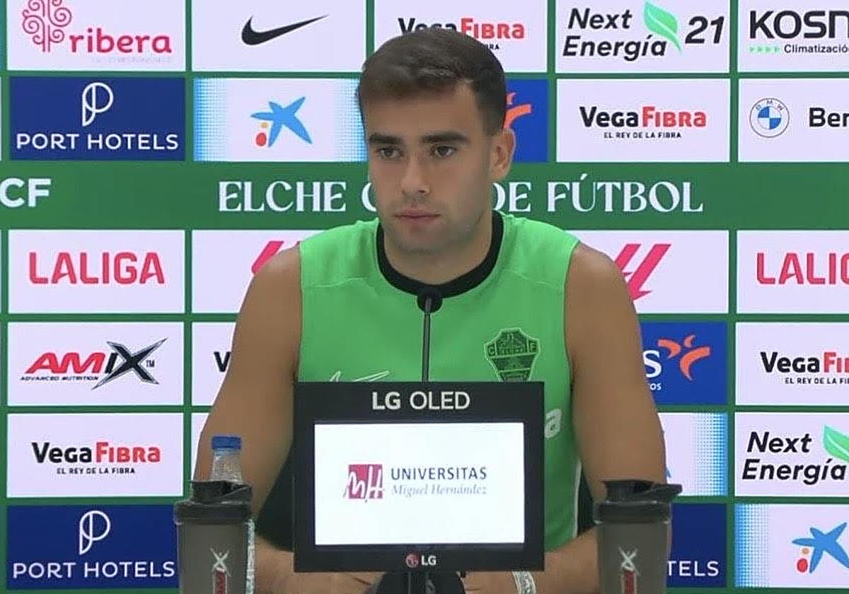 Álvaro Núñez, durante su comparecencia en la sala de prensa del Martínez Valero.