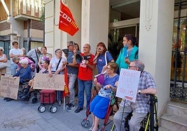 Concentración este martes en la Casa de las Brujas.