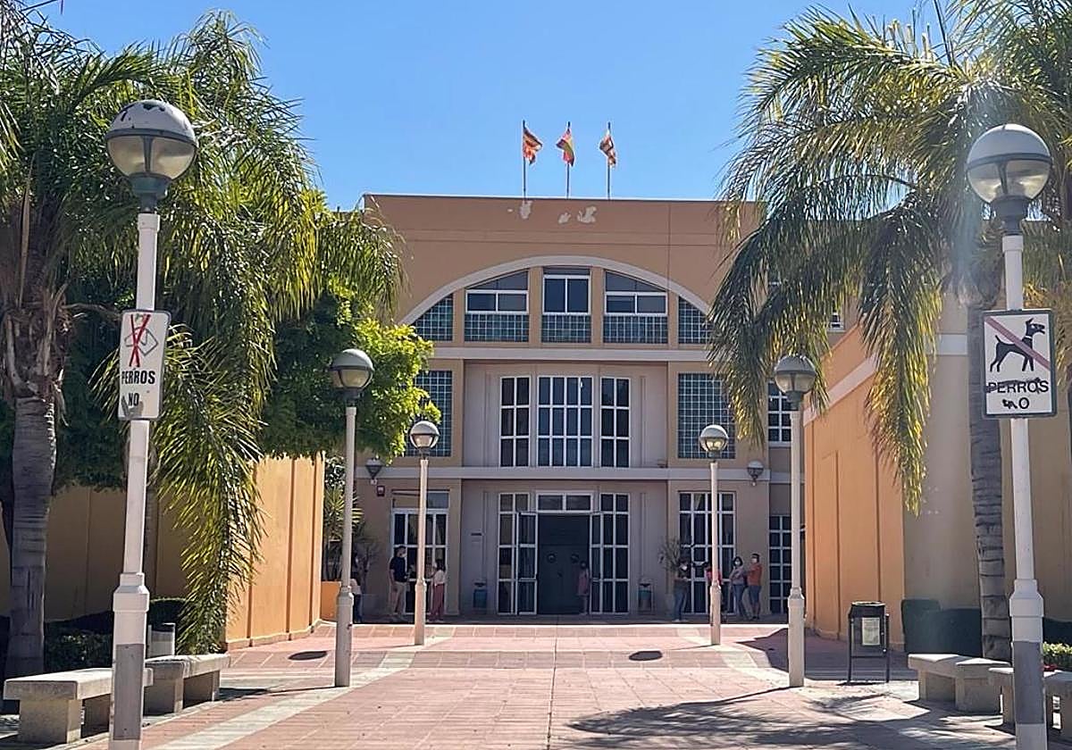 Villajoyosa organiza talleres, juegos, marchas y música para rendir homenaje a las personas mayores.