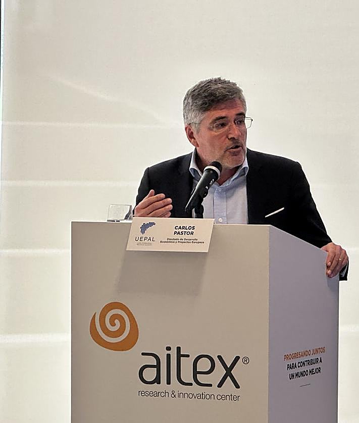 Imagen secundaria 2 - El presidente de Uepal aboga por una FP de calidad y conectada con el tejido empresarial