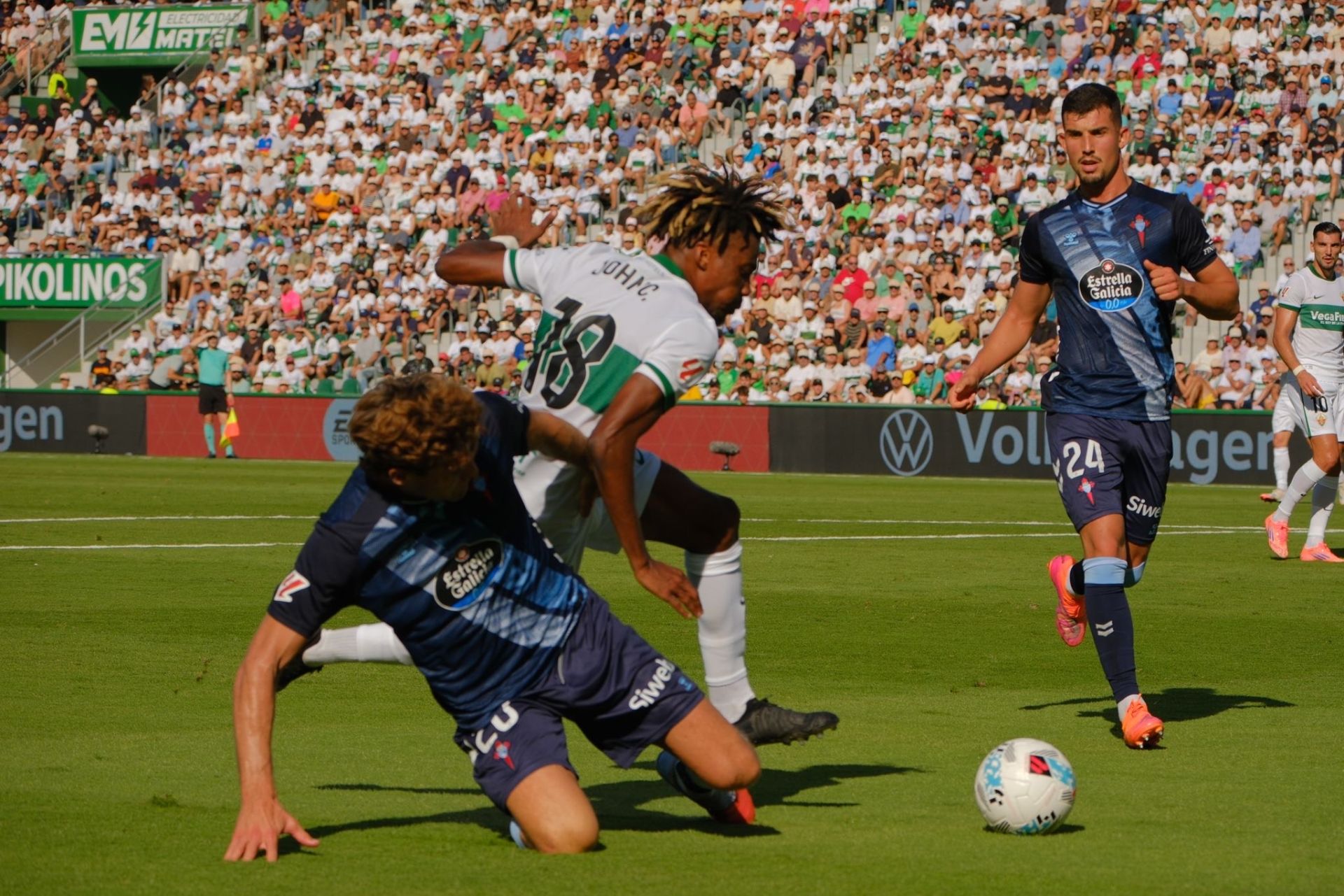 Imagen secundaria 1 - Imágenes de la primera mitad.