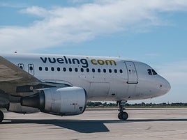 Avión de Vueling en Alicante.