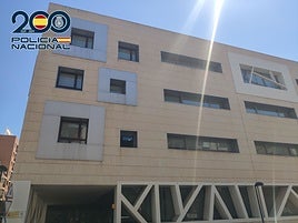 Imagen de archivo de la Comisaría de la Policía Nacional en Alicante.