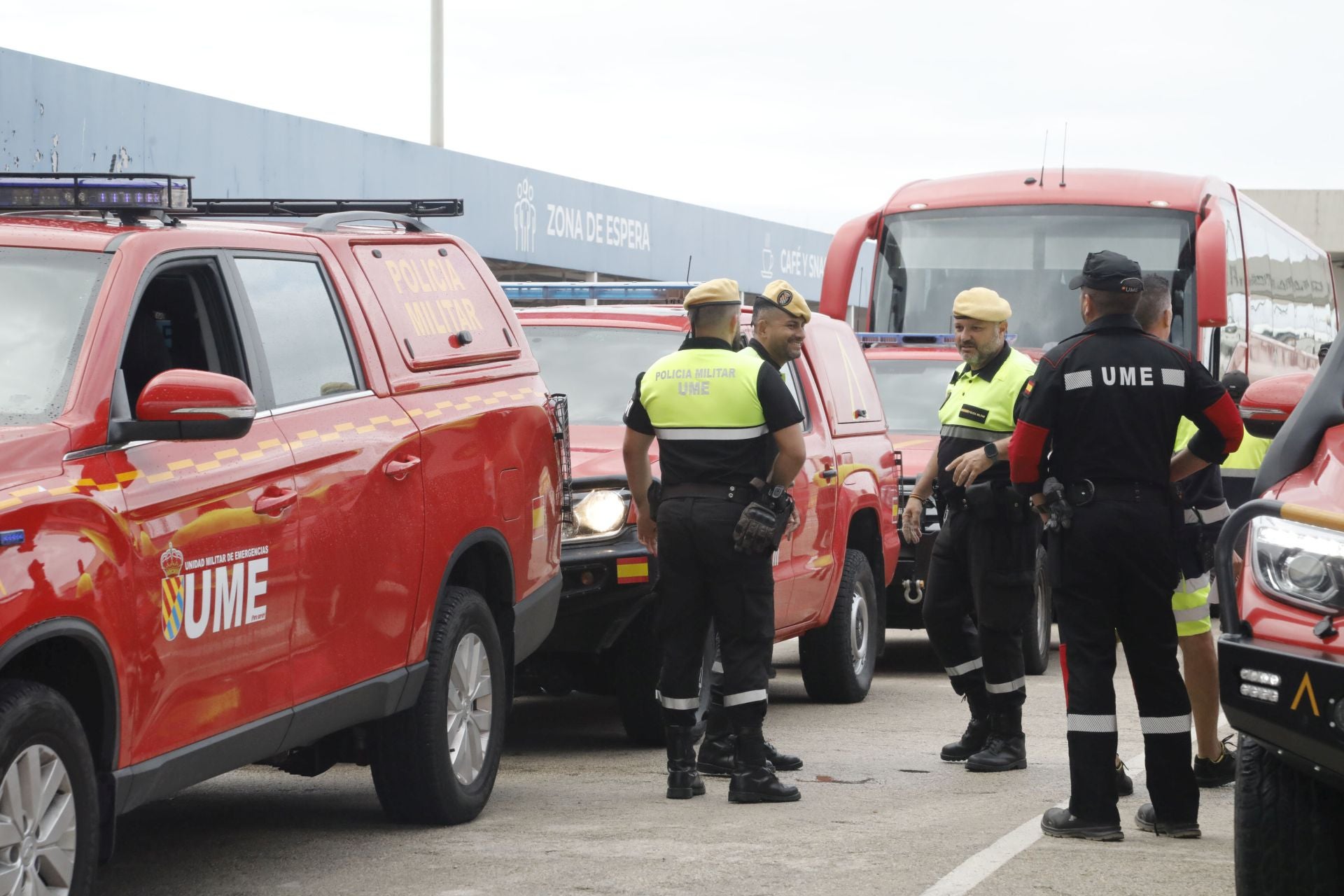La UME embarca en el norte de Alicante rumbo a Ibiza para afrontar las graves inundaciones