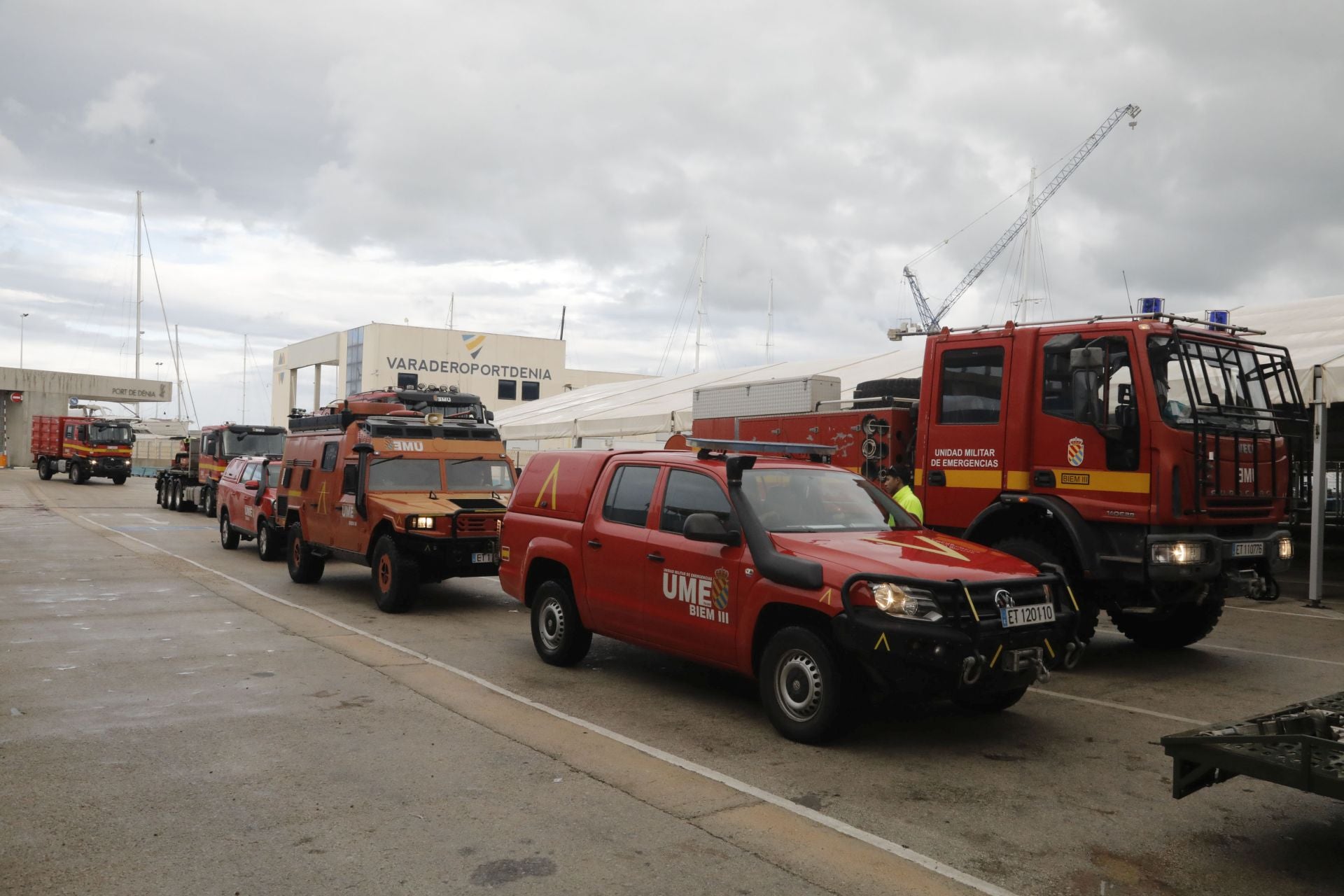 La UME embarca en el norte de Alicante rumbo a Ibiza para afrontar las graves inundaciones