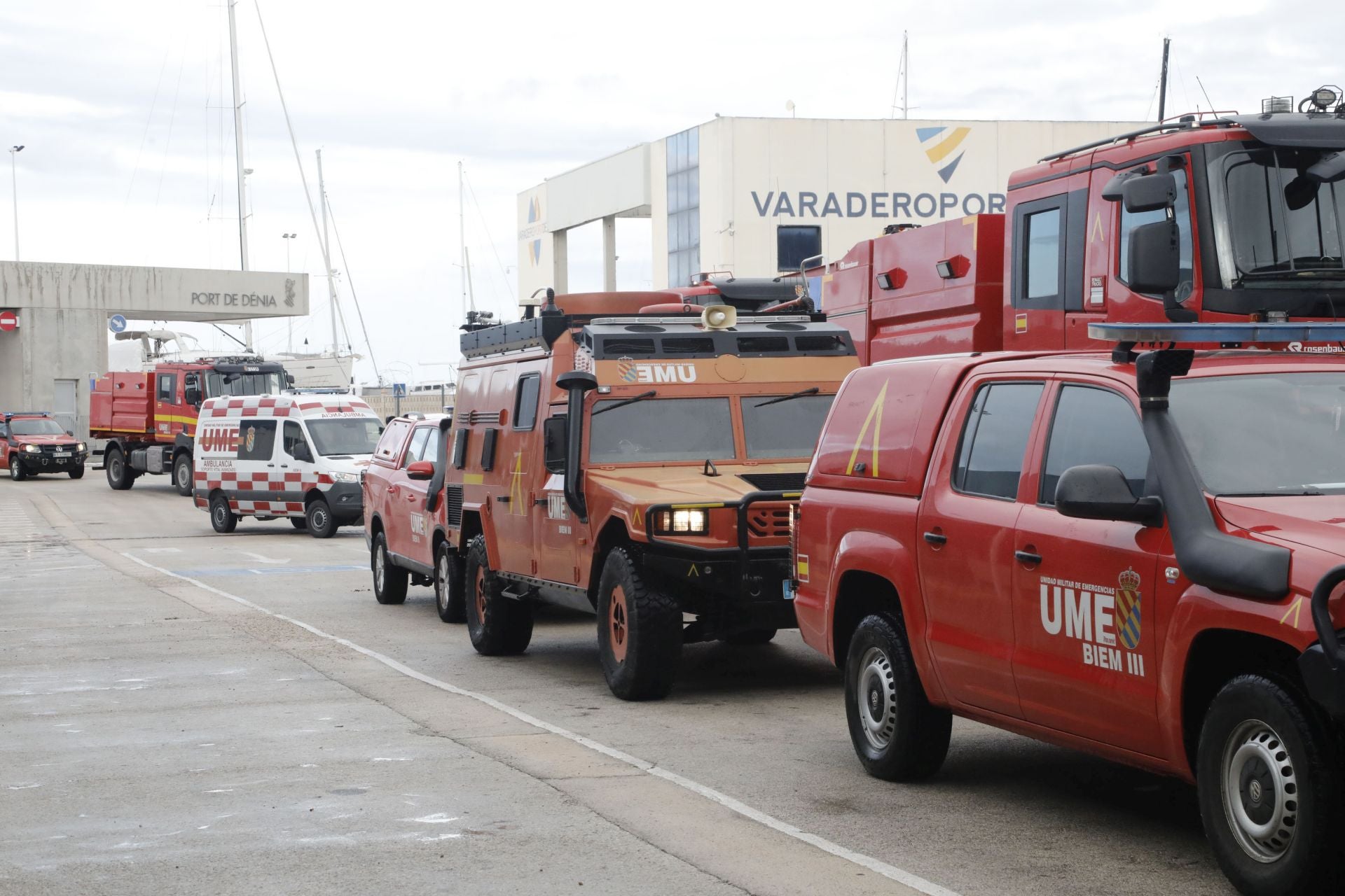 La UME embarca en el norte de Alicante rumbo a Ibiza para afrontar las graves inundaciones