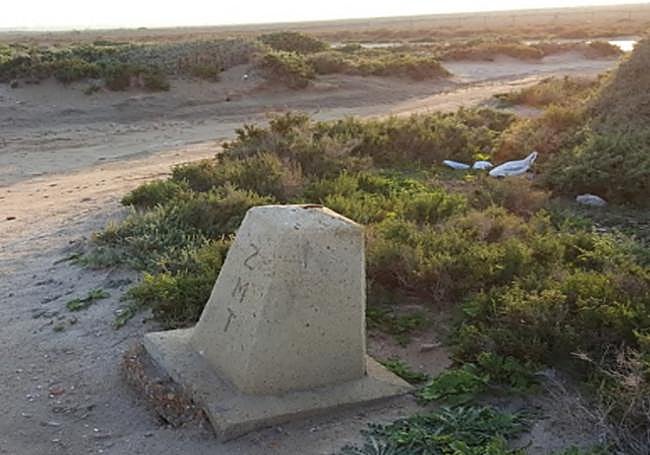 Basura y degradación en la zona dunar.