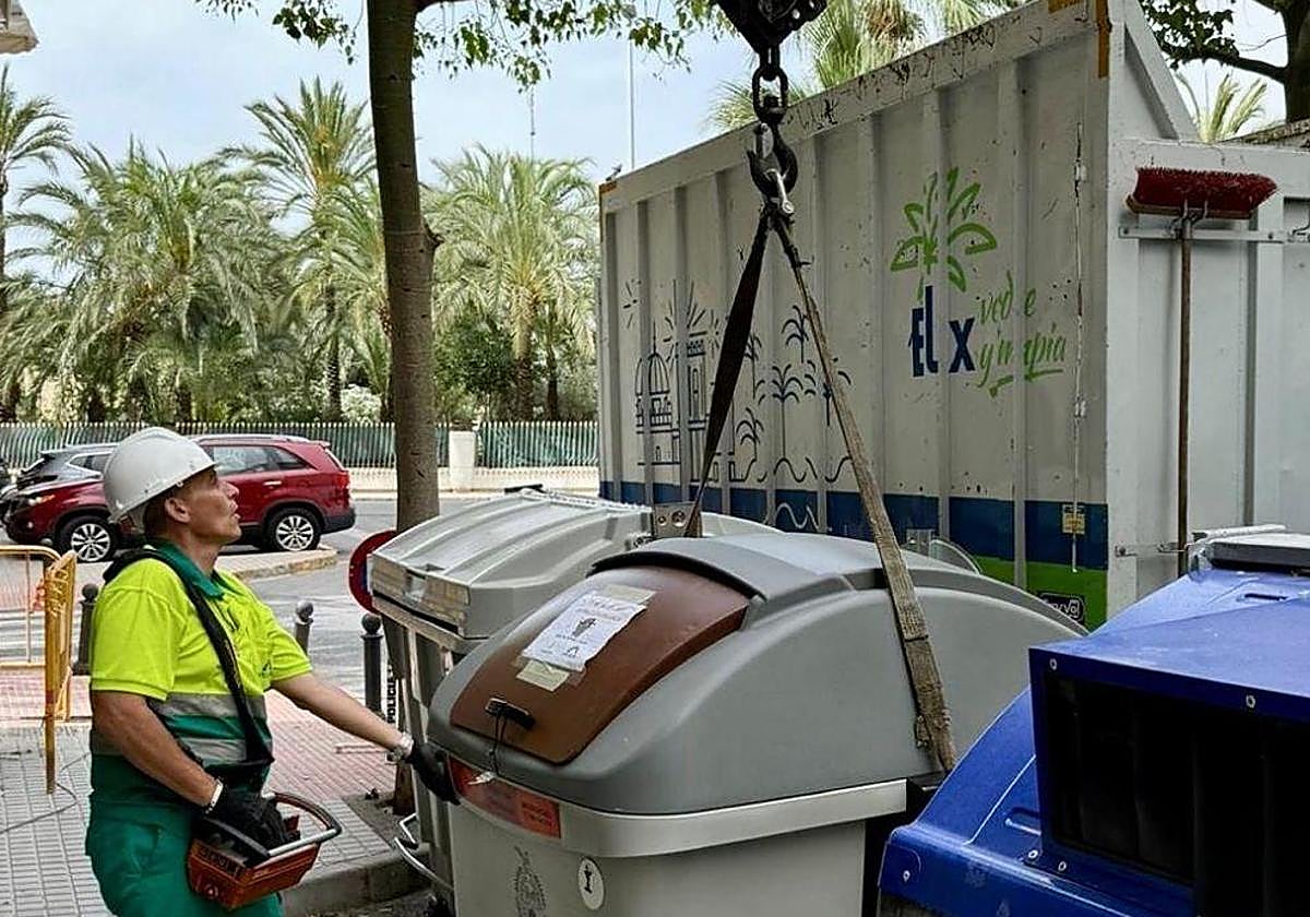 La fracción orgánica ya llega a todo el término municipal tras completarse las ocho rutas de recogida.