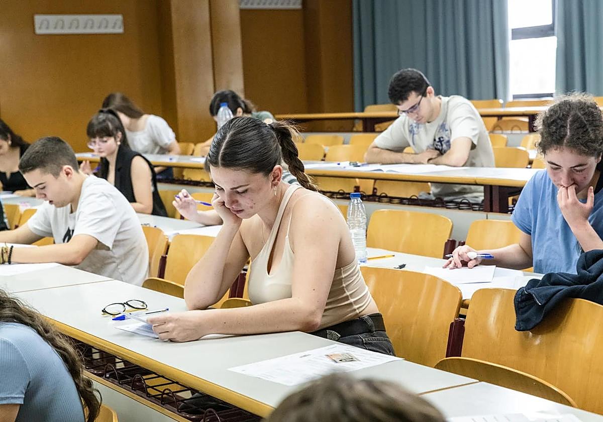 University Entrance Exam held at the University of Alicante