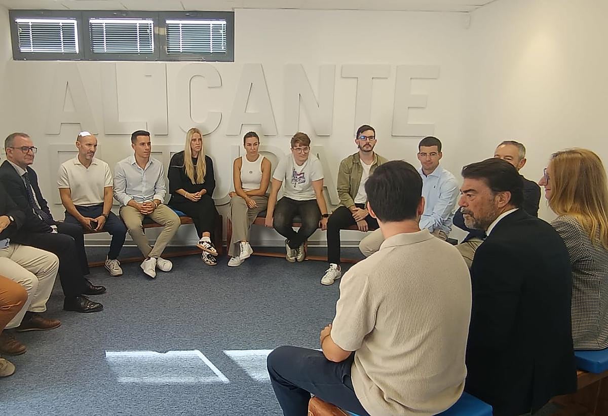 Visit of Barcala to the Municipal Nursery.