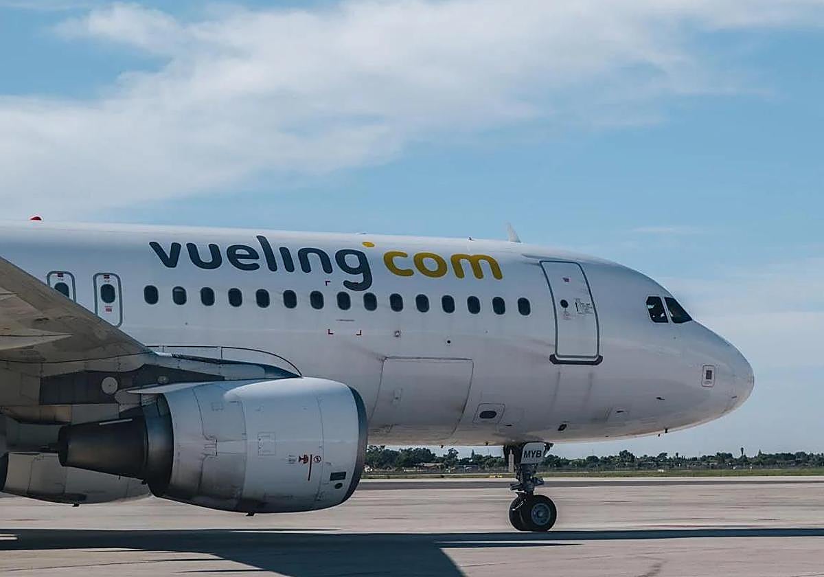 A Vueling plane at Alicante-Elche airport.