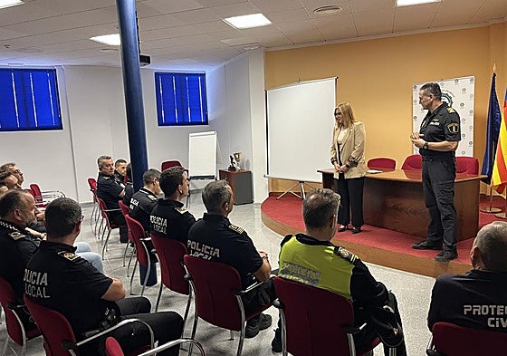 Reunión de representantes de las policías locales que formarán la nueva red intermunicipal.