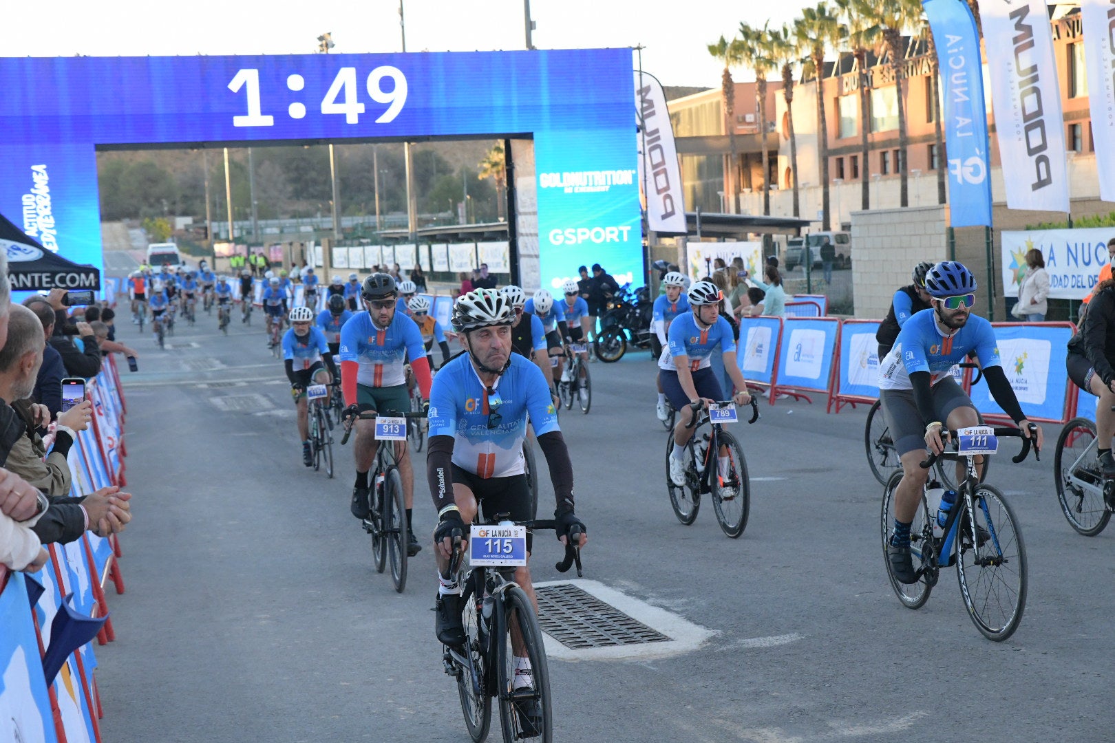 La Nucía se vuelca con el ciclismo en un fin de semana inolvidable: del espectáculo del Critérium al desafío del Gran Fondo
