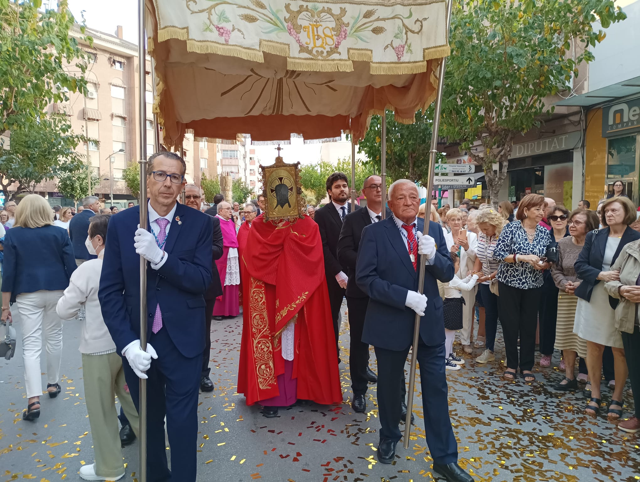 Histórico encuentro entre la Santa Faz y la Virgen de Loreto de Mutxamel