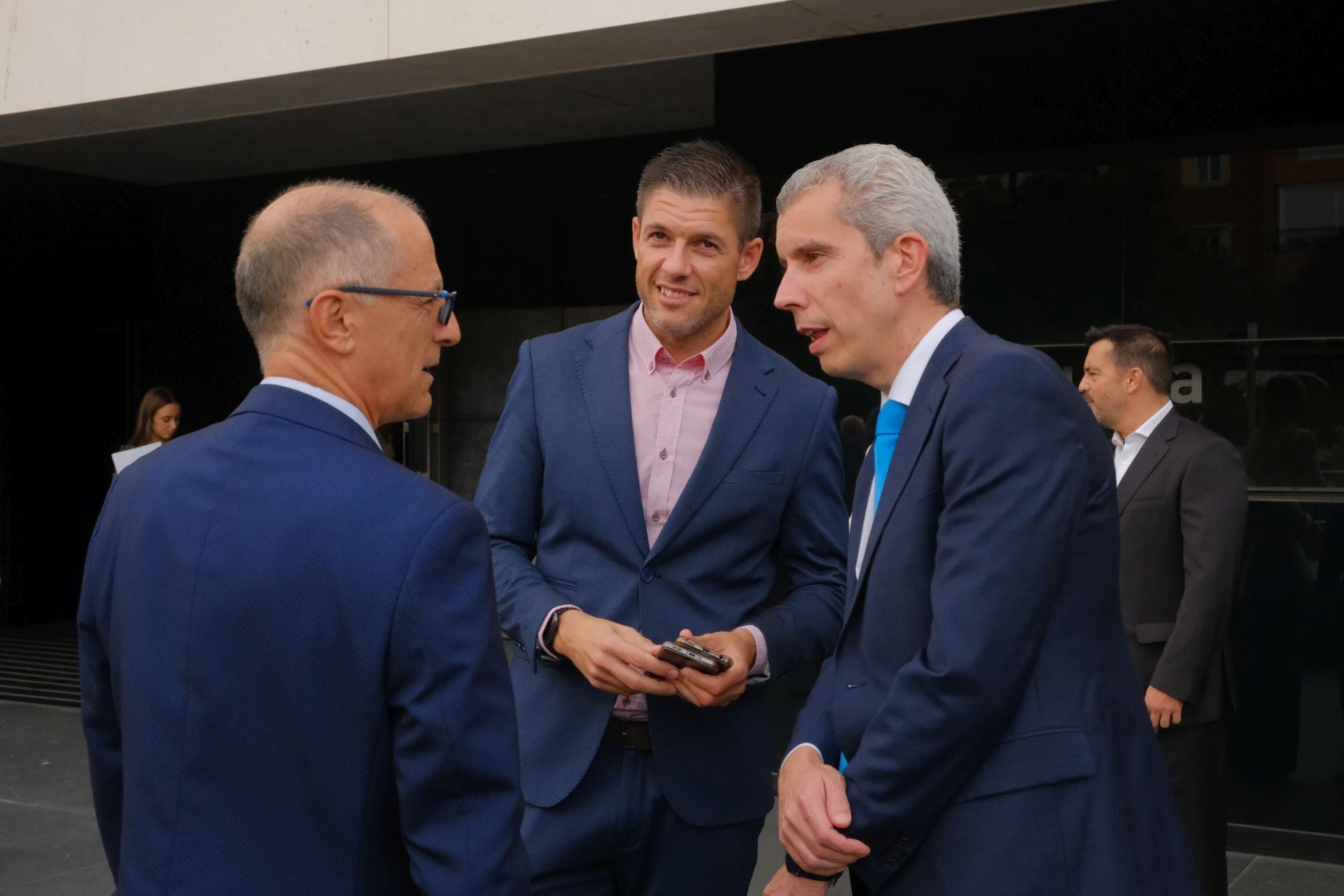 La Fundación Banco Sabadell reconoce al investigador de la UA Carlos Sáez en sus IV Premios a la Sostenibilidad Marina