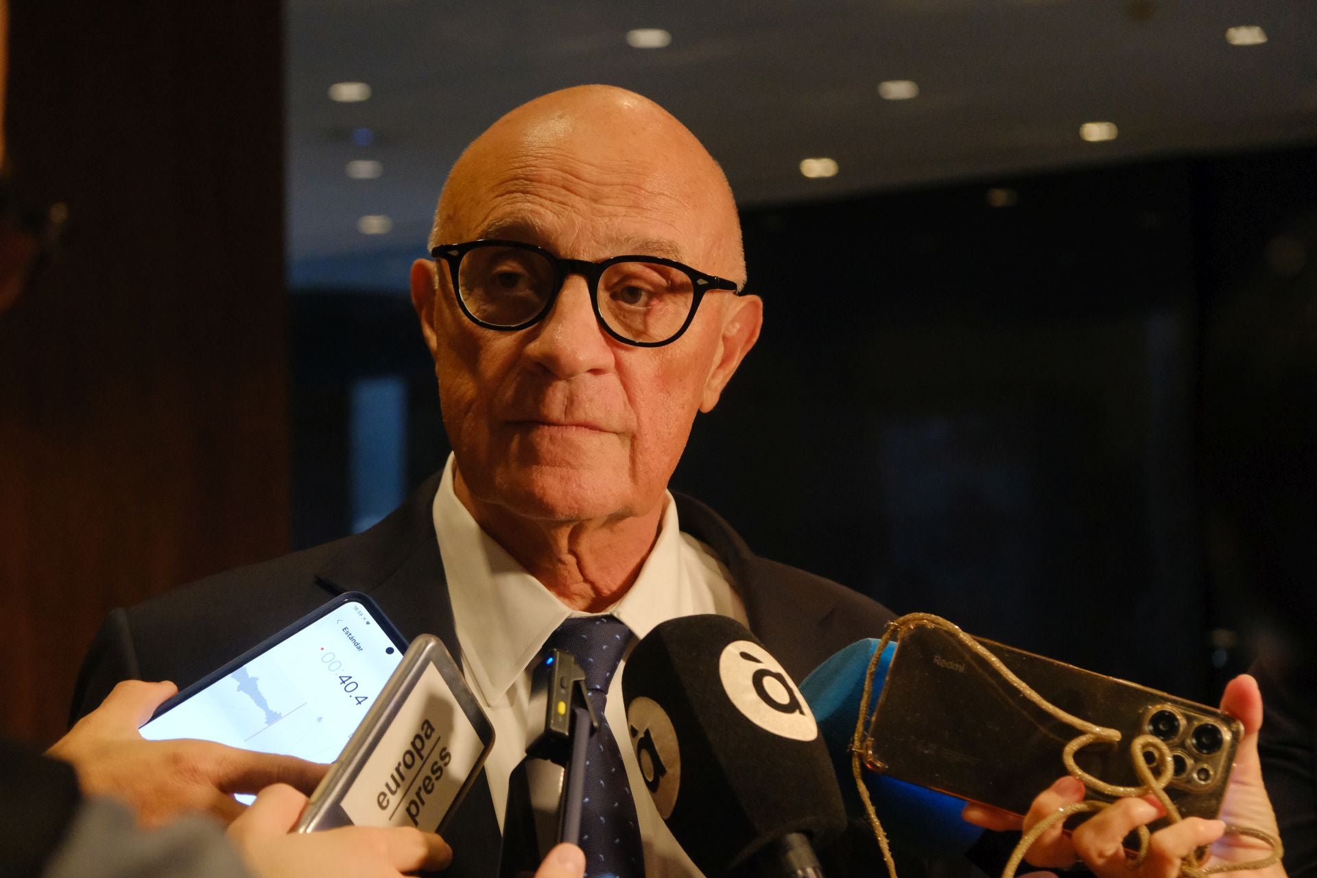 La Fundación Banco Sabadell reconoce al investigador de la UA Carlos Sáez en sus IV Premios a la Sostenibilidad Marina