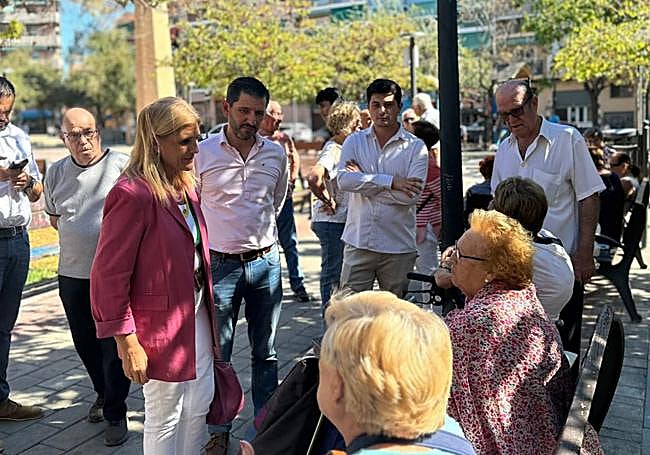 Meeting between Vox and residents of Carolinas Altas and Bola de Oro.