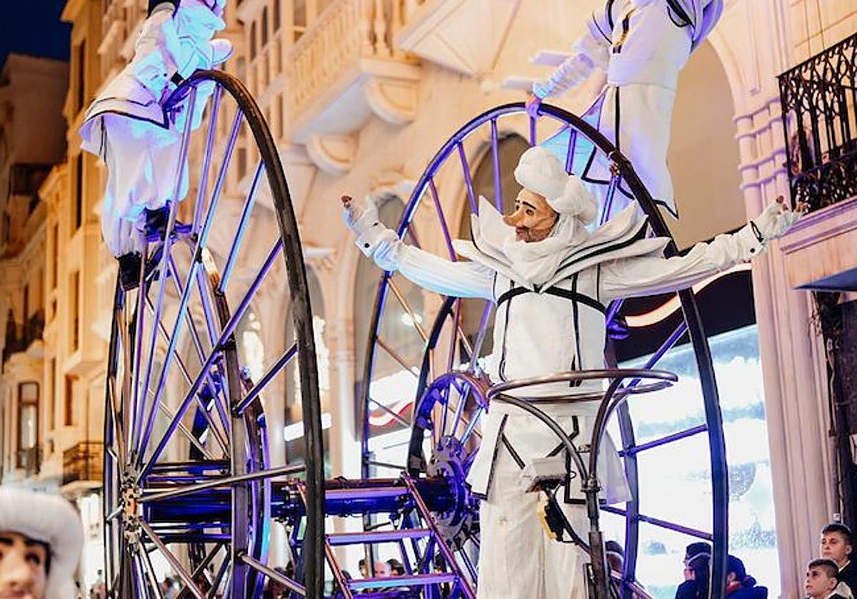 Los ensayos extraordinarios del Misteri d'Elx abren un fin de semana repleto de música, teatro y tradición en el Festival Medieval.