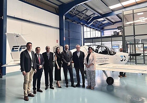 De izq a drcha. Rafael García Berenguer, José Antonio Rovira, Luis Miñano San Valero, Eva Miñano Gómez, Luis Miñano Gómez, Antonio Galván y Loreto Riera.