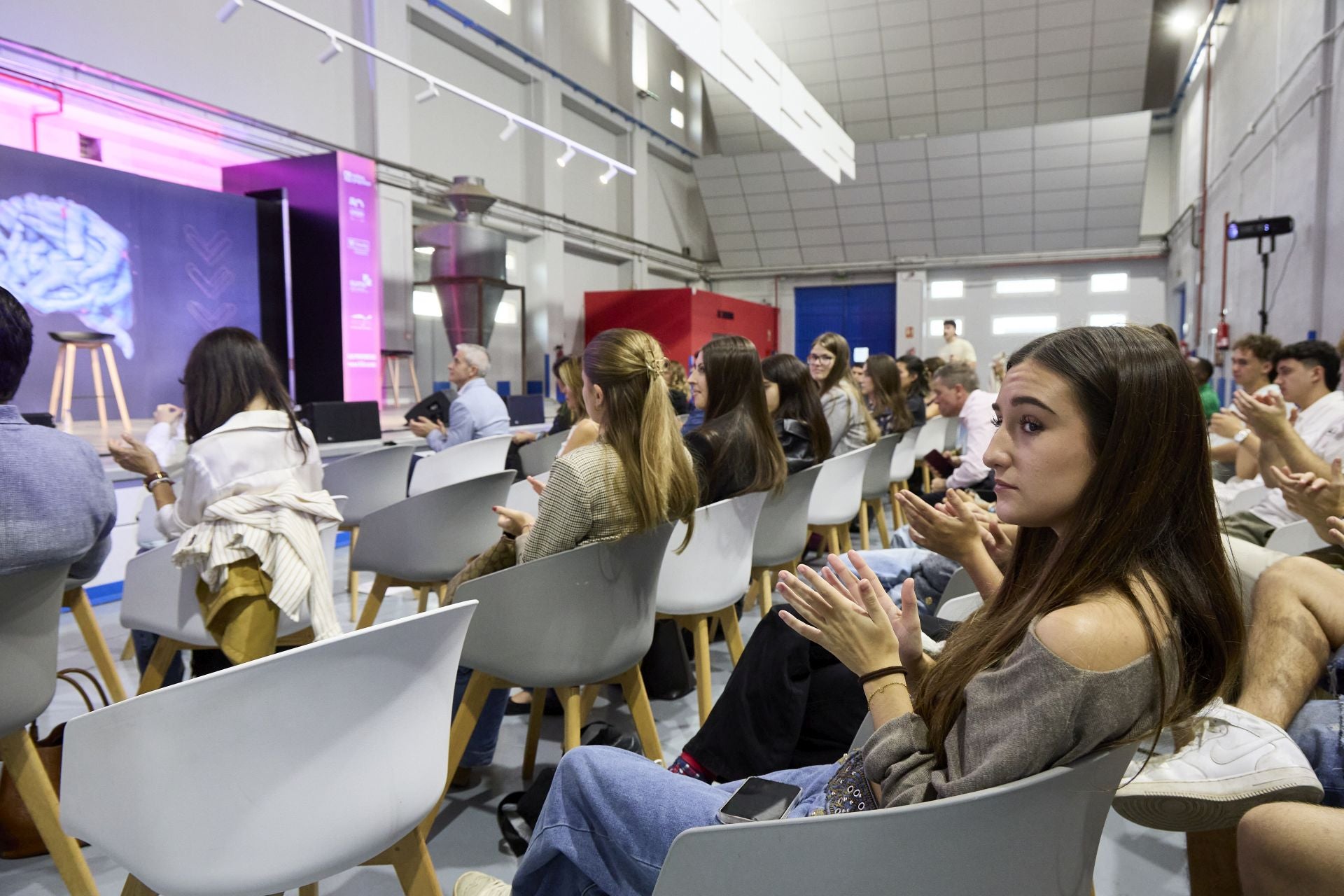 Business Talks analiza los retos y oportunidade de la empresa