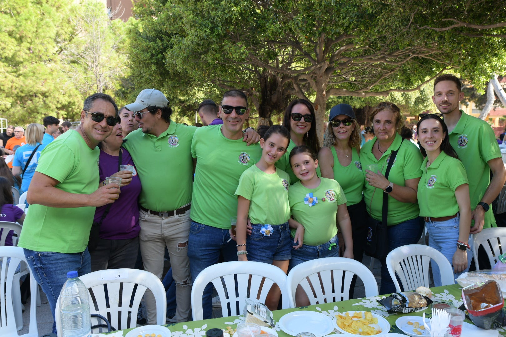 Las barracas celebran su día grande fuera de las Hogueras