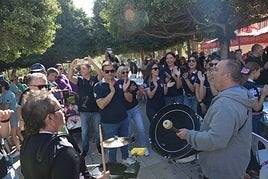 Las barracas celebran su día grande fuera de las Hogueras