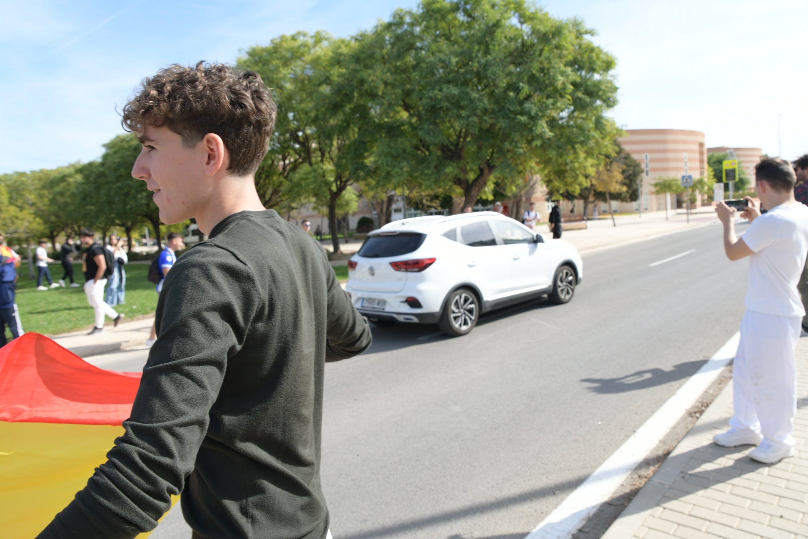 La tensión por la visita de Vito Quiles a la UA, en imágenes