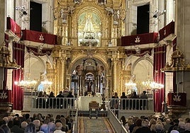 Los restos mortales de Diego Quiles han sido recibidos en la Basílica de Santa María, donde se ha celebrado una misa en su memoria.