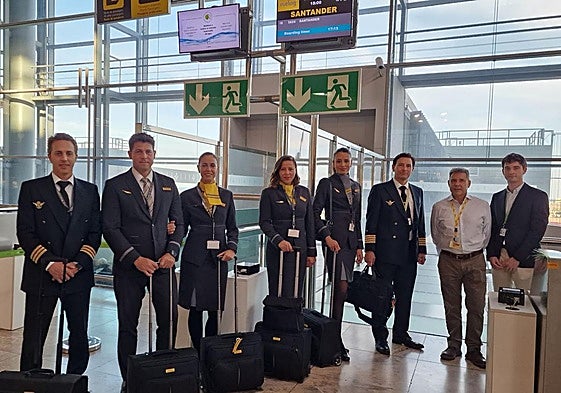 Tripulación del vuelo de Vueling.