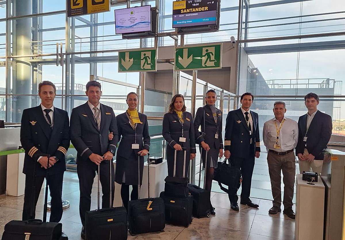 Tripulación del vuelo de Vueling.