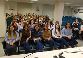 Primera reunión de las candidatas a bellea del foc de Alicante 2026