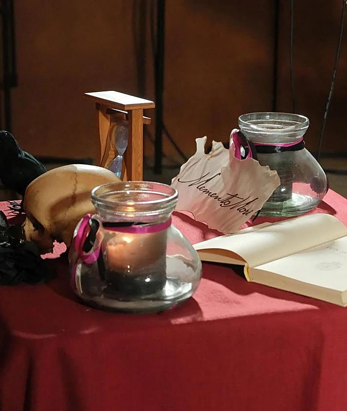 Imagen secundaria 2 - Dramatized reading of 'Don Juan Tenorio' with the Sèneca Choir.