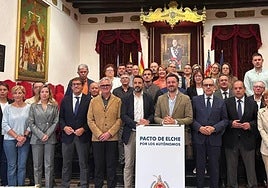 El Ayuntamiento de Elche firma el 'Pacto de Elche por los Autónomos' junto a Jovempa y AESEC.