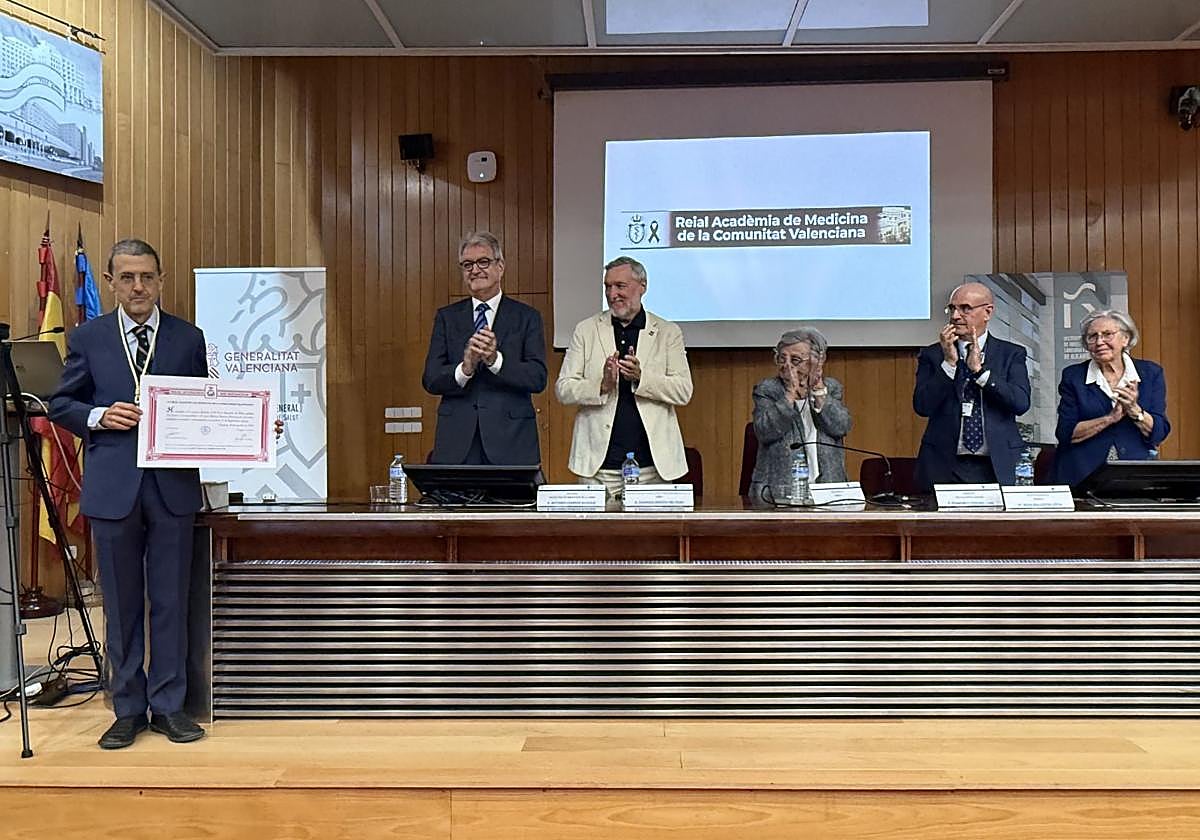 El Hospital General Universitario Doctor Balmis ha sido escenario del acto de reconocimiento.