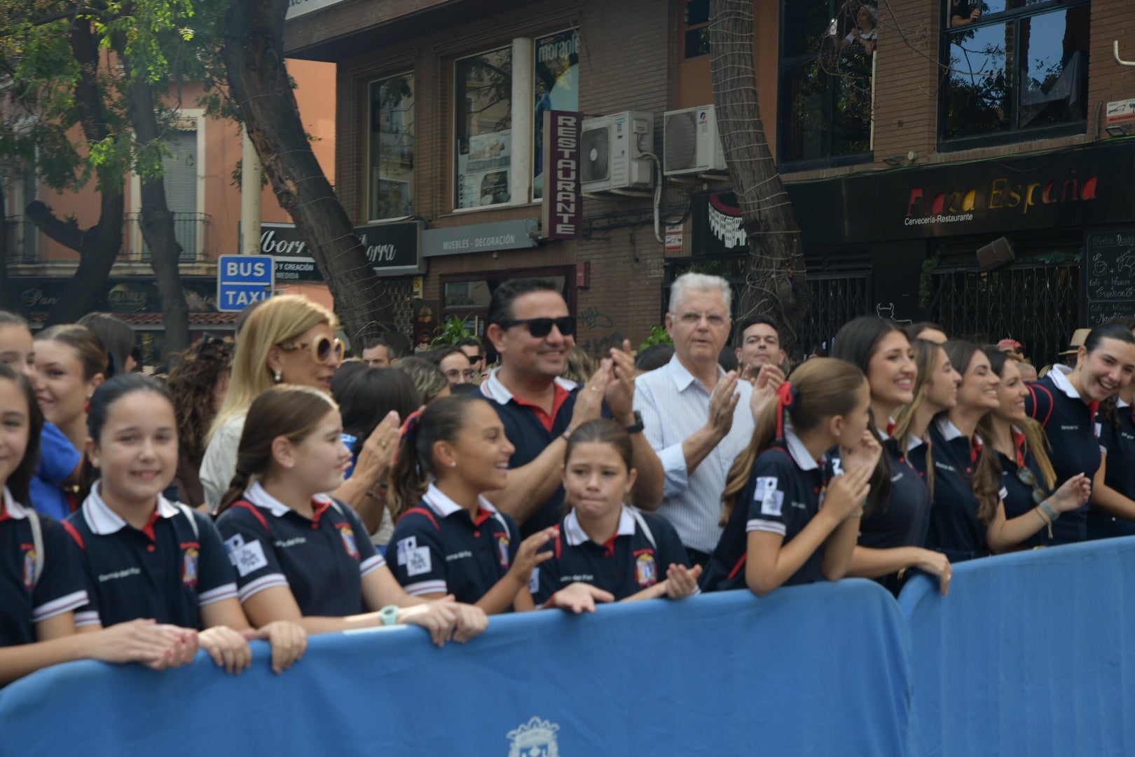 Mascletà de las Hogueras: el rugido de la bestia ensordece la plaza de España de Alicante